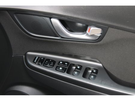 2021 Hyundai Kona - thumbnail 13