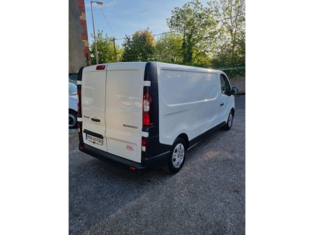 2021 Renault Trafic LL30 ENERGY DCI 120 BUSINESS P €13,500 thumbnail
