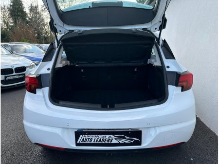 2018 Opel Astra - thumbnail 29