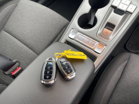 2023 Hyundai Kona - thumbnail 11