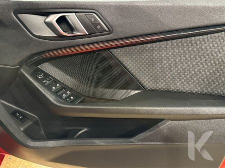 2019 BMW 1 Series - thumbnail 17