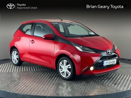 2017 Toyota Aygo X-PLAY Automatic