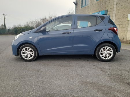 2018 Hyundai i10 - thumbnail 8