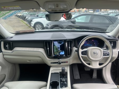 2023 Volvo XC60 T6 PHEV PLUS DARK AWD 2.0 PETROL //PANORAMIC GLASS ROOF//FULL LEATHER HEATED SEATS//ADAPTIVE CRUISE CONTROL// thumbnail