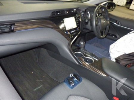 2020 Toyota Camry HYBRID - FACTORY ALLOYS - REVERSE CAMERA - CRUISE CONTROL €26,950 thumbnail