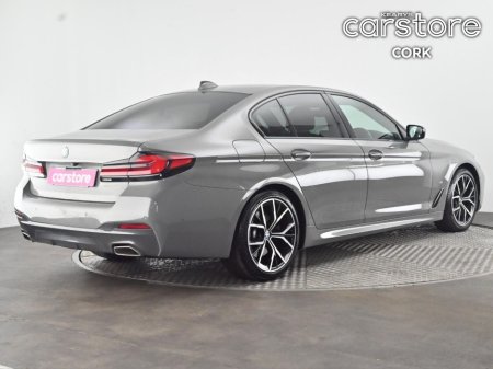 2021 BMW 5 Series - photo 5
