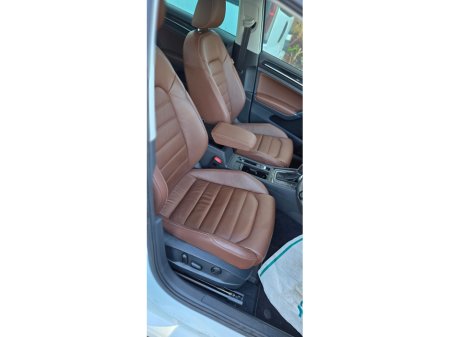 2016 Volkswagen Golf 1.4 TSI DSG 5DR 150HP Highline €16,995 thumbnail