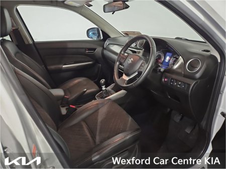 2022 Suzuki Vitara 1.4 Hybrid SZ4 MT €21,895 thumbnail