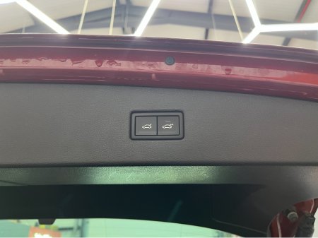 2019 Volkswagen Tiguan €25950! 2019 VOLKSWAGEN TIGUAN TDI 4MOTION COMFORT LINE 2.0 AUTOMATIC / CRUISE CONTROL / 360° PARKING CAMERA AND MORE €25,950 thumbnail