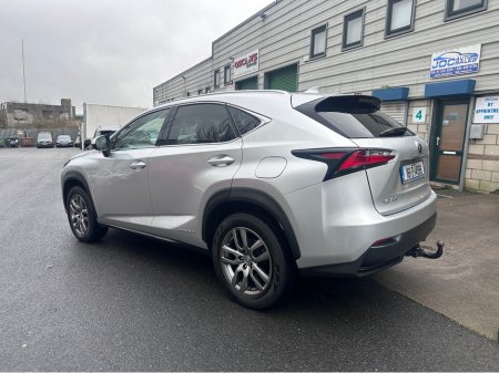 2016 Lexus NX 300 h FWD DYNAMICS 4DR AUTO €19,000 thumbnail
