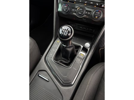 2019 Volkswagen Tiguan - thumbnail 28