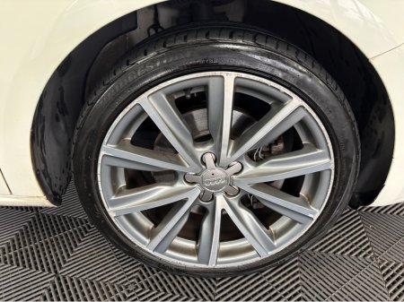 2012 Audi A1 - thumbnail 5