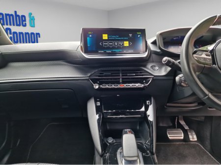 2021 Peugeot 2008 - thumbnail 14