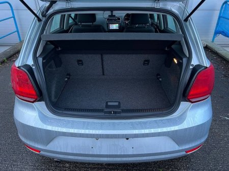 2016 Volkswagen Polo COMFORTLINE 1.2 TSI // FULL SERVICE HISTORY // LOW MILEAGE // DIGITAL CLIMATE CONTROL €13,750 thumbnail