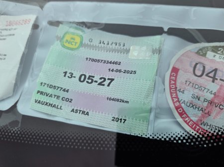 2017 Vauxhall Astra - thumbnail 11