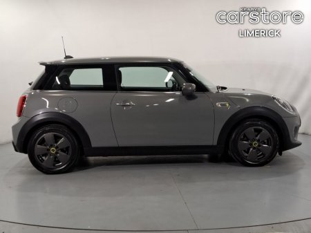 2020 MINI Hatch Cooper Classic Auto €15,880 thumbnail