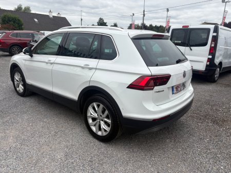2016 Volkswagen Tiguan 2.0 TDI 150HP BMT Highline €15,995 thumbnail