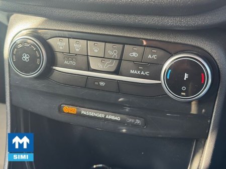 2022 Ford Puma Titan 5D 1.0T 125 Mhev M6 FWD €20,950 thumbnail