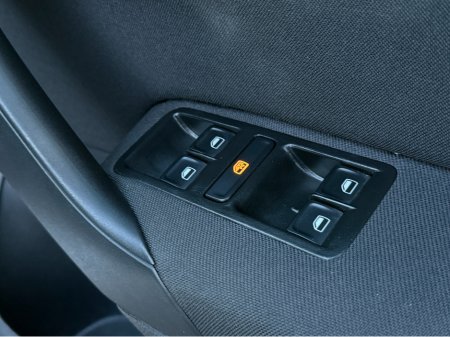 2016 Volkswagen Polo - thumbnail 11