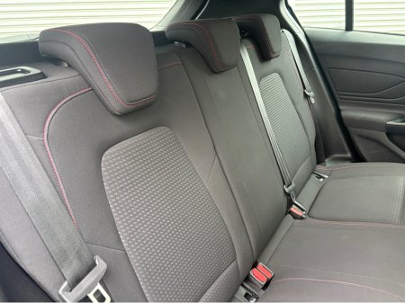 2019 Ford Focus 1.0 PETROL ST-LINE €15,990 thumbnail