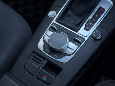 2014 Audi A3 1.4 TFSI SPORT S-TRONIC SALOON €15,450 thumbnail