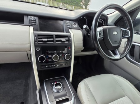 2017 Land Rover Discovery Sport - thumbnail 15