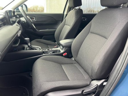 2025 Honda HR-V HR-V 1.5i-MMD e:HEV Elegance €39,950 thumbnail