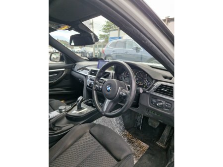 2018 BMW 3 Series - thumbnail 10