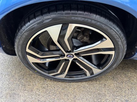 2019 Volvo XC90 - thumbnail 29