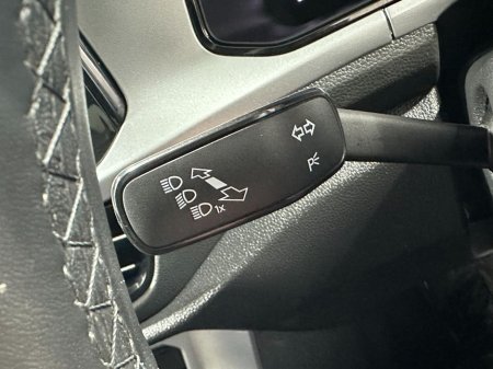 2025 Volkswagen T-Roc - thumbnail 19