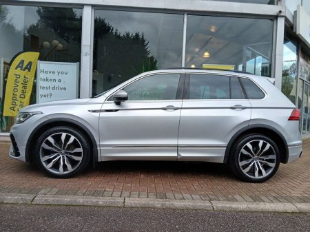 2023 Volkswagen Tiguan 2.0 TDI 150HP R-Line, Silver Met, FSH, 1 owner, 72km. €41,500 thumbnail