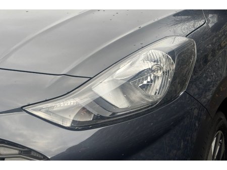 2024 Hyundai i10 ADVANCE €17,995 thumbnail