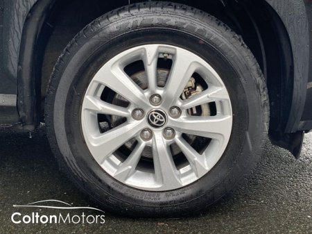 2024 Toyota Yaris Cross 1.5 Hybrid Luna €27,950 thumbnail