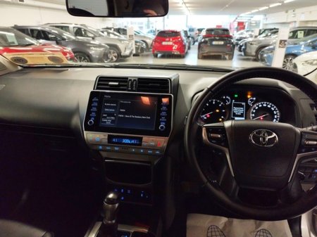 2023 Toyota Landcruiser - thumbnail 8