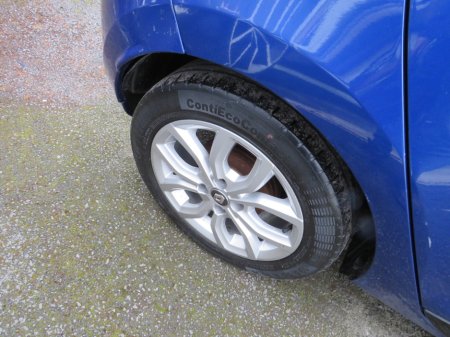 2019 Renault Clio - thumbnail 12