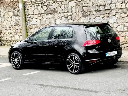 2015 Volkswagen Golf - thumbnail 9