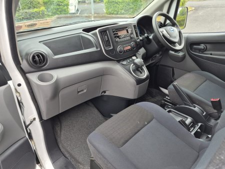 2019 Nissan NV200 - thumbnail 8