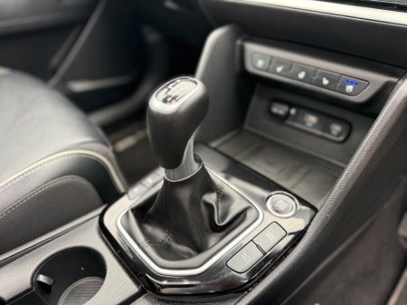 2022 Kia Sportage - thumbnail 16