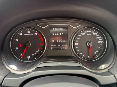 2014 Audi A3 KEYLESS ENTRY..BLACK LEATHER..2 KEYS thumbnail