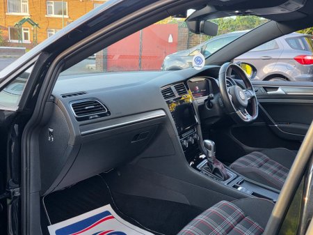 2017 Volkswagen Golf - thumbnail 20