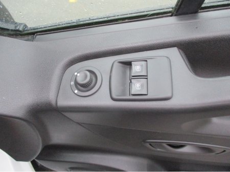 2021 Nissan NV300 LWB 120 XE 1300 MY20/PLUS VAT €16,250 thumbnail