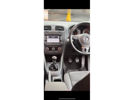 2010 Volkswagen Golf - thumbnail 11