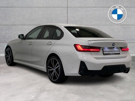 2024 BMW 3 Series - thumbnail 2