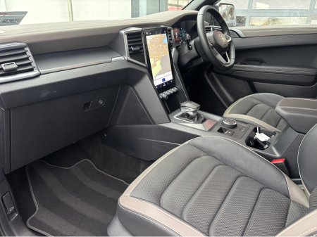 2024 Volkswagen Amarok AVENTURA V6 TDI 4M DC 4MOTION €61,900 thumbnail