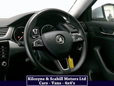 2017 Skoda Superb - thumbnail 18