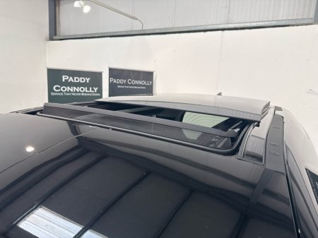 2025 Land Rover Defender - thumbnail 29