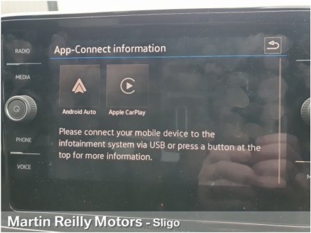 2025 Volkswagen T-Roc R-LINE 2.0 TDI 116Hp €38,445 thumbnail