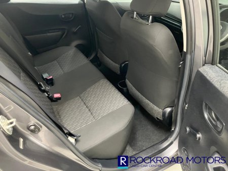 2012 Toyota Yaris 1.0 VVT-i 3Dr Terra €6,950 thumbnail