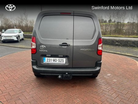 2023 Toyota Proace City 1.5 GX SWB 650KG 3 3DR €18,500