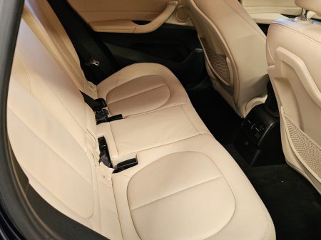 2017 BMW X1 sDrive18d SE €18,950 thumbnail